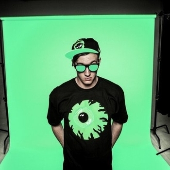 Uberjak'd - Bump Dat (Party Favor Remix)