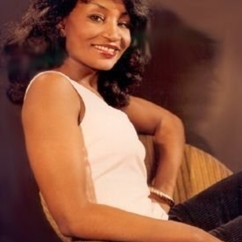 Viola Wills - Up On The Roof