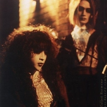 Velvet Eden - Arachne