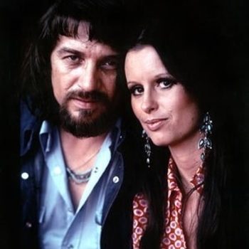 Waylon Jennings - Suspicious Minds