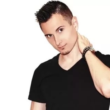 Xavi Alfaro feat Mary Row - Feel The Wave