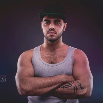 young g - Ami belefér