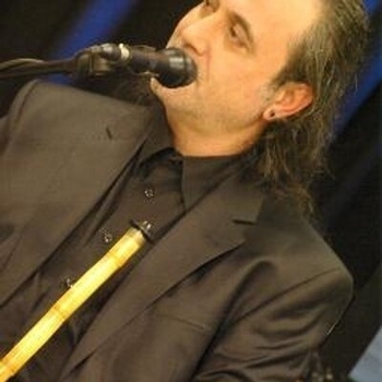 Yekta Hakan Polat - Gel Gor Beni Ask Neyledi (2013)