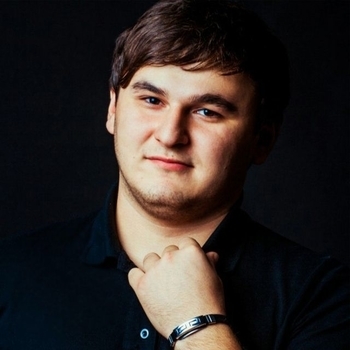 Артист Рустам Нахушев