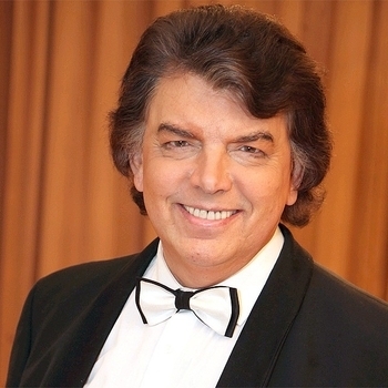 Артист Сергей Захаров