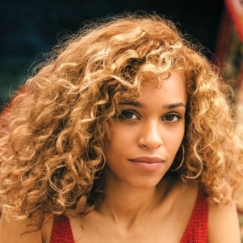 Izzy Bizu - Glorious (A Moment of Madness 2016)