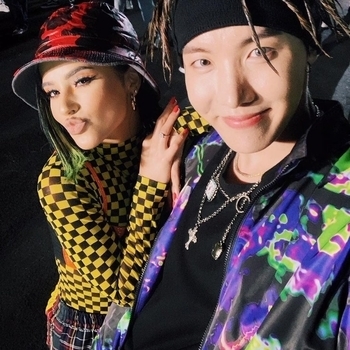J-hope feat Becky G - Chicken Noodle Soup (2019)