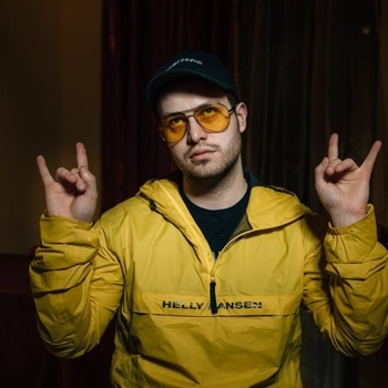 Dead Blonde feat Gspd - Выпускница