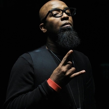 Tech N9ne and Rob Bailey, The Hustle Standard, Busta Rhymes, Kxng Crooked - Beast (Southpaw Remix)