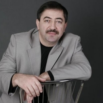 Гусейн Манапов - Небо над землей