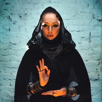 Shanti People - Radhika Stava