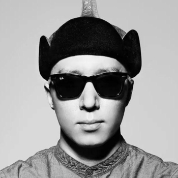 Kuular - Контакт
