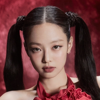 Jennie - Solo
