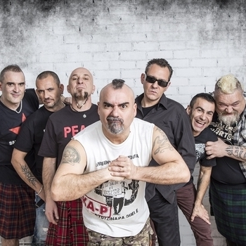 Ska-P - Paramilitar (Todo Ska-p 2013)