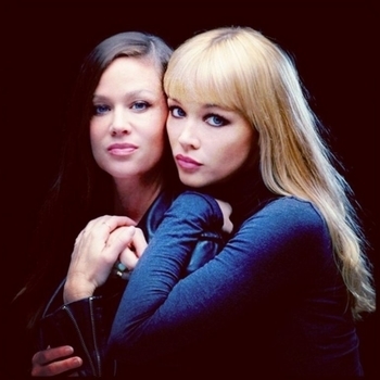 The Pierces - I Put Your Records On