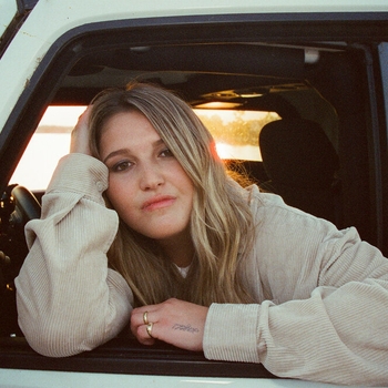 Chelsea Cutler and Noah Kahan - Crazier Things (Single 2020)