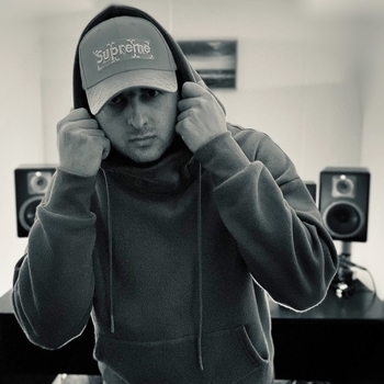 M.z.i feat Kaskeiyp - Never Been (Single 2020)