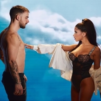 Melisa and Tommo - I'm Alone