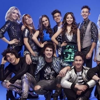 Elenco de Soy Luna - A rodar mi vida (Музыка из сериала "Я Луна -Музыка" 2016)