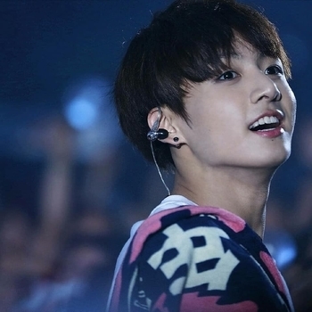 Артист Jung Kook