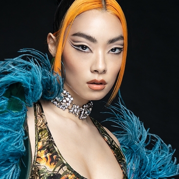 Rina Sawayama - Akasaka Sad (Sawayama 2021)