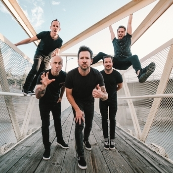 Simple Plan - When I'm Gone (Acoustic Version)