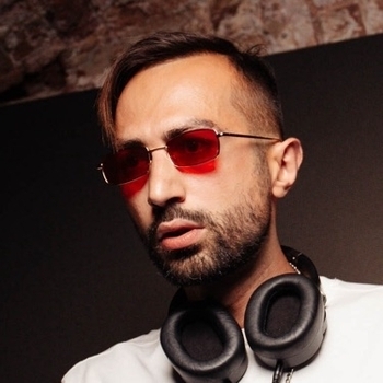 Callmearco - Hold Me (2024)