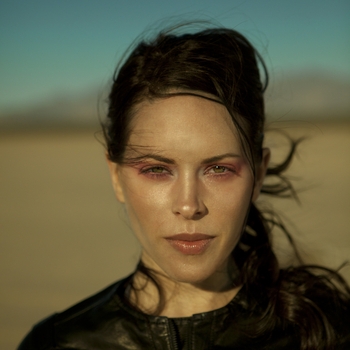 Betsie Larkin feat Joel Hirsch - Fall Back On Me (2019)