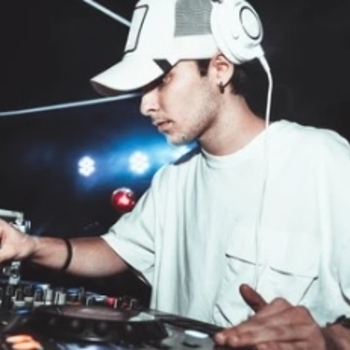 AntXres feat Grvi - Lonely (Nightdrive 2023)