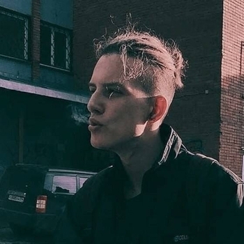 Tini Lin feat Hxntxihero! - Пиллс (Sweetmeats 2022)