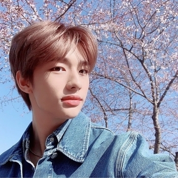 Hyunjin (Stray Kids) - Attention (Cover)