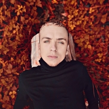 Mysadeyes and Coswick - Не плачь (2020)