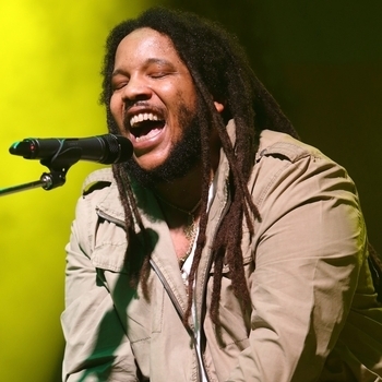 Waka Flocka Flame and Stephen Marley, Dj Khaled, Iggy Azalea - Tonight