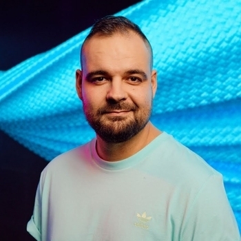 Sebastian Weikum and Somersault, The Vehicle - Space Is Big (Sebastian Weikum presents The Vehicle Remix) (2015)