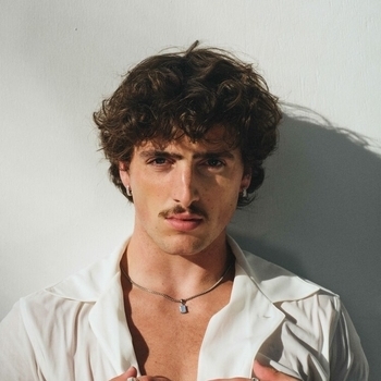 Benson Boone - Sorry I'm Here For Someone Else (2020)