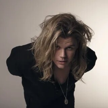 Conrad Sewell and Throttle - Hold Me Up (Remix) (2015)