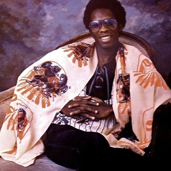 Kiki Gyan - Alhaji Who Are You (Welcome Home 1975)