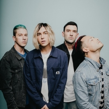 Sleeping With Sirens - Alone (feat. MGK)