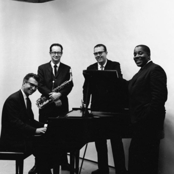 Dave Brubeck Quartet - Bru's Boogie Woogie