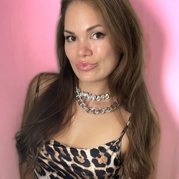 Julia Milows - Jasmine
