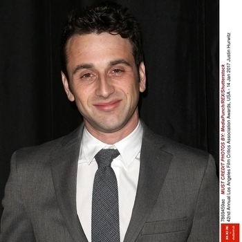 Justin Hurwitz - Deck The Halls (2017)