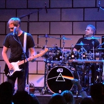 Pink Floyd Tribute Band - Another Brick in the Wall (Музыка из трейлера "Новые мутанты / The New Mutants")