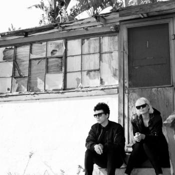 The Raveonettes - Young And Beautiful